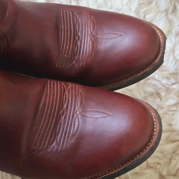 Ariat Heritage Roper Western Cowboy Boots Size 10 🌴