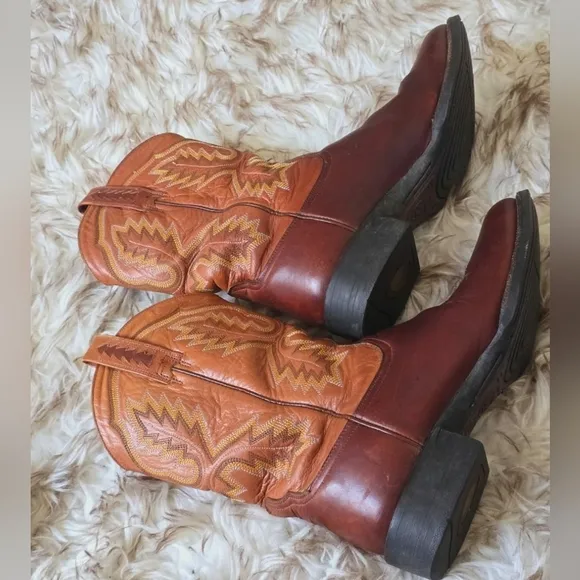 Ariat Heritage Roper Western Cowboy Boots Size 10 🌴
