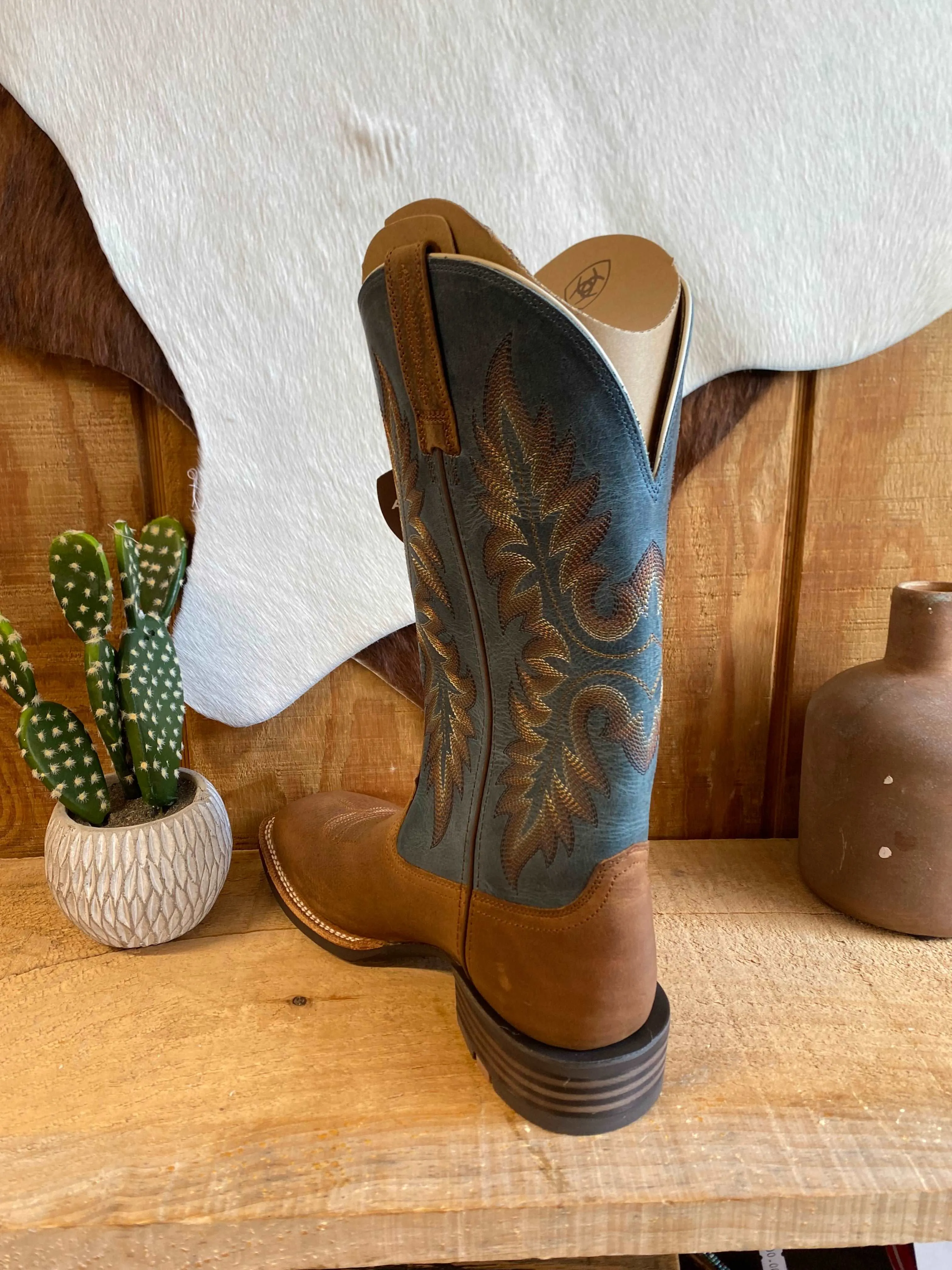 Ariat Men's Hudson Cowboy Boots-Wicker Brown
