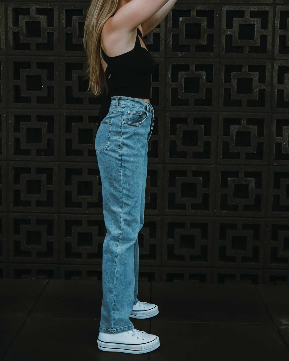 Asymmetrical 90’s Jeans