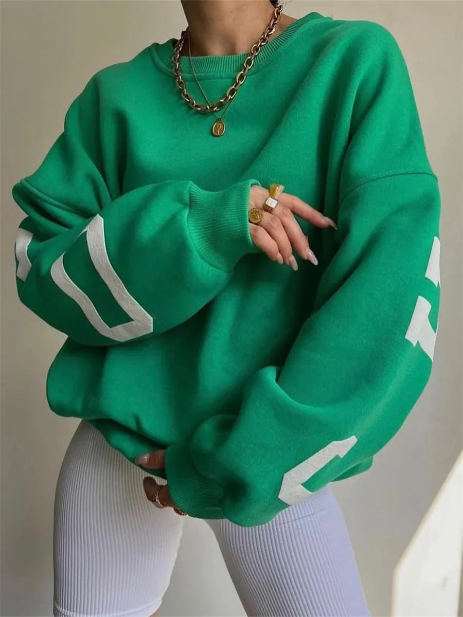 Back Letters Print Oversized Sweatshirt – Cozy Streetwear for Autumn & Winter