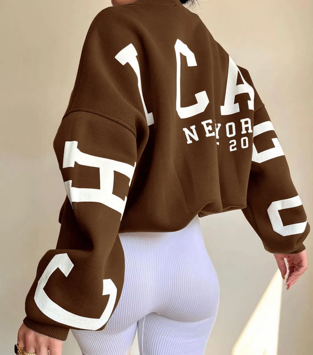Back Letters Print Oversized Sweatshirt – Cozy Streetwear for Autumn & Winter