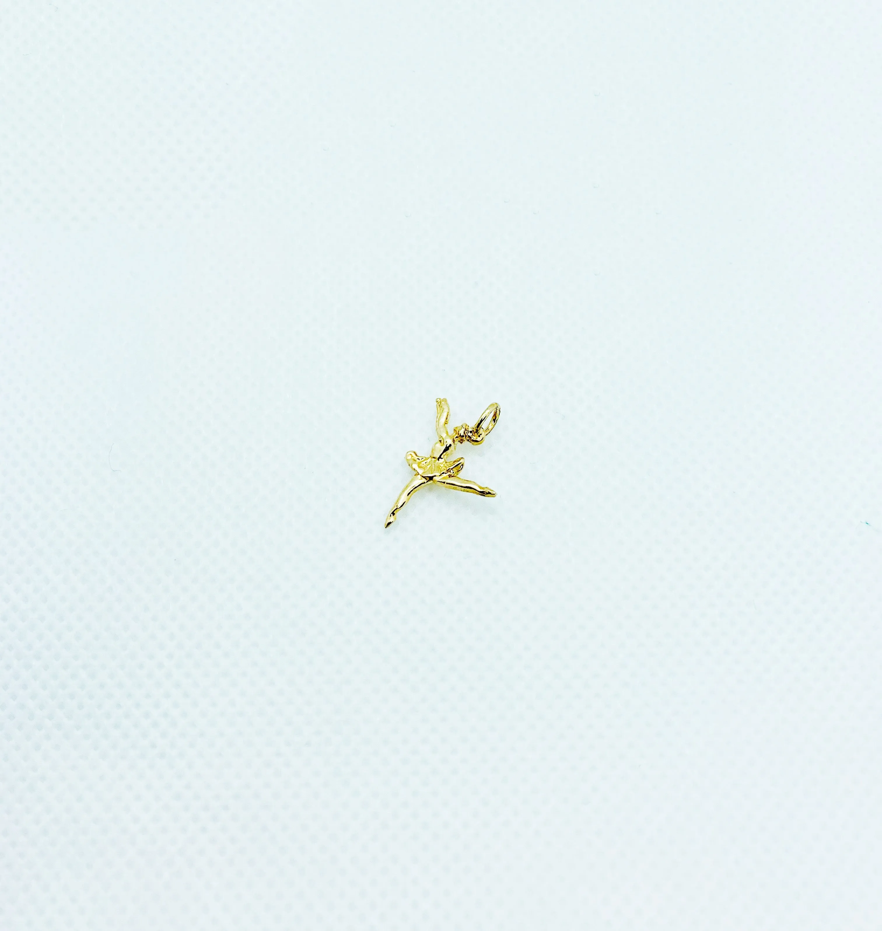 Ballerina Pendant (14K).