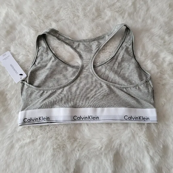 🌻CALVIN KLEIN BRAND NEW 2-PACK BRALETTE SIZE XL