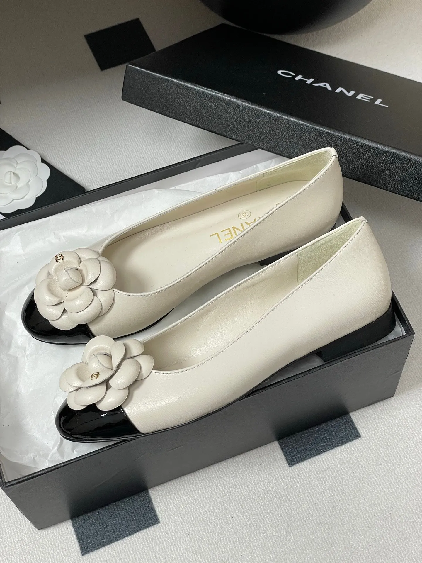 CC 25S Ballet Flower