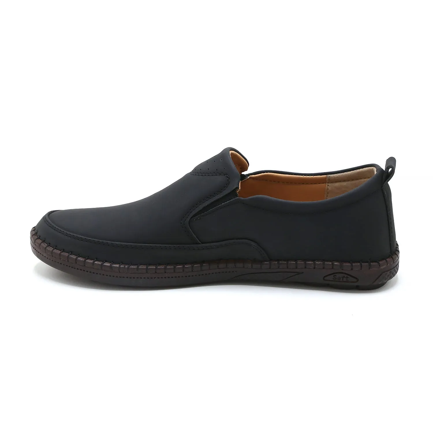 Clarks Men’s Black Casual Loafers – Slip-On Style – Breathable Upper