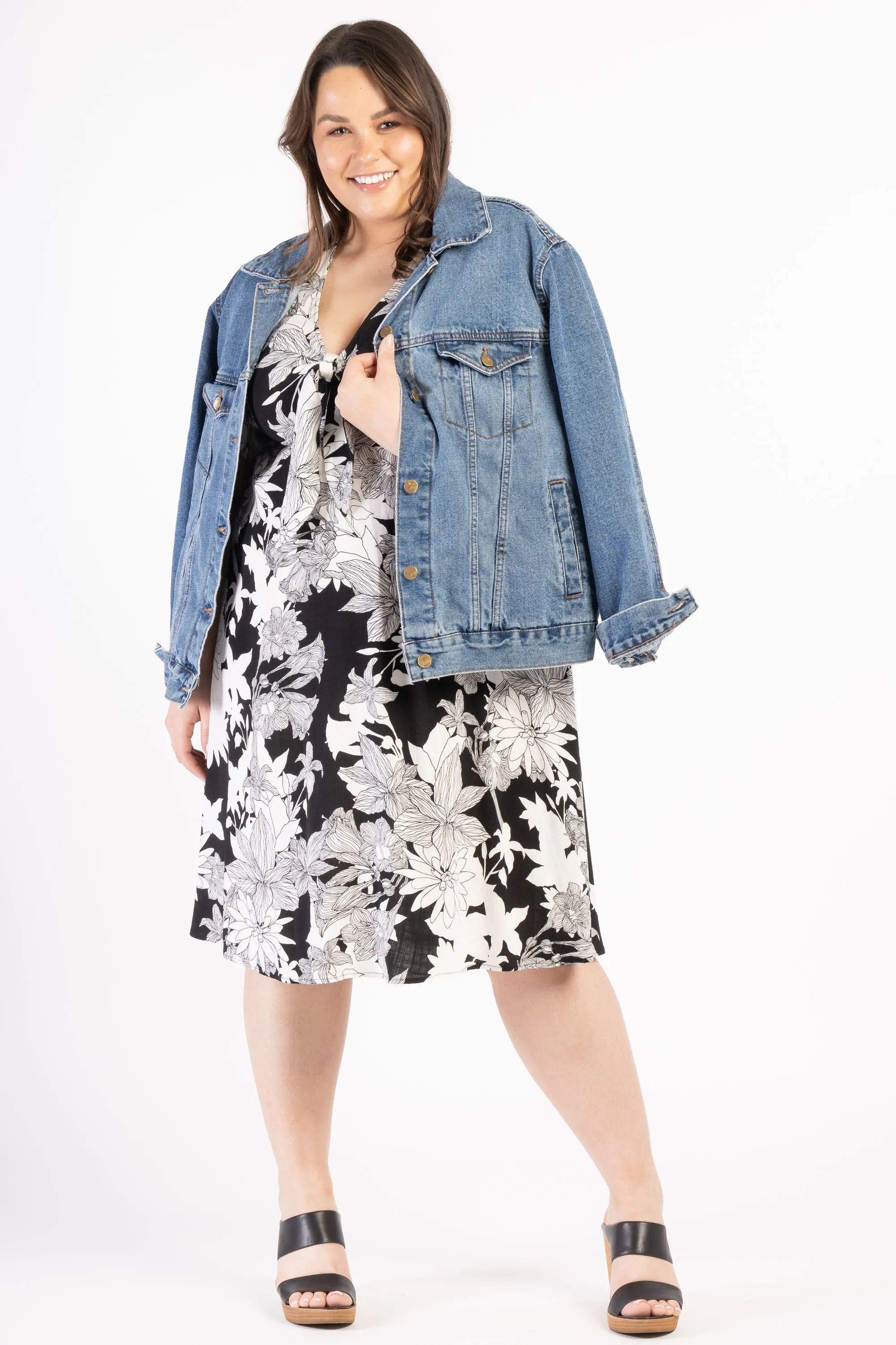 Feeling Good Dress - B&W Floral - STOCK AVAILABLE - XL (24/26)