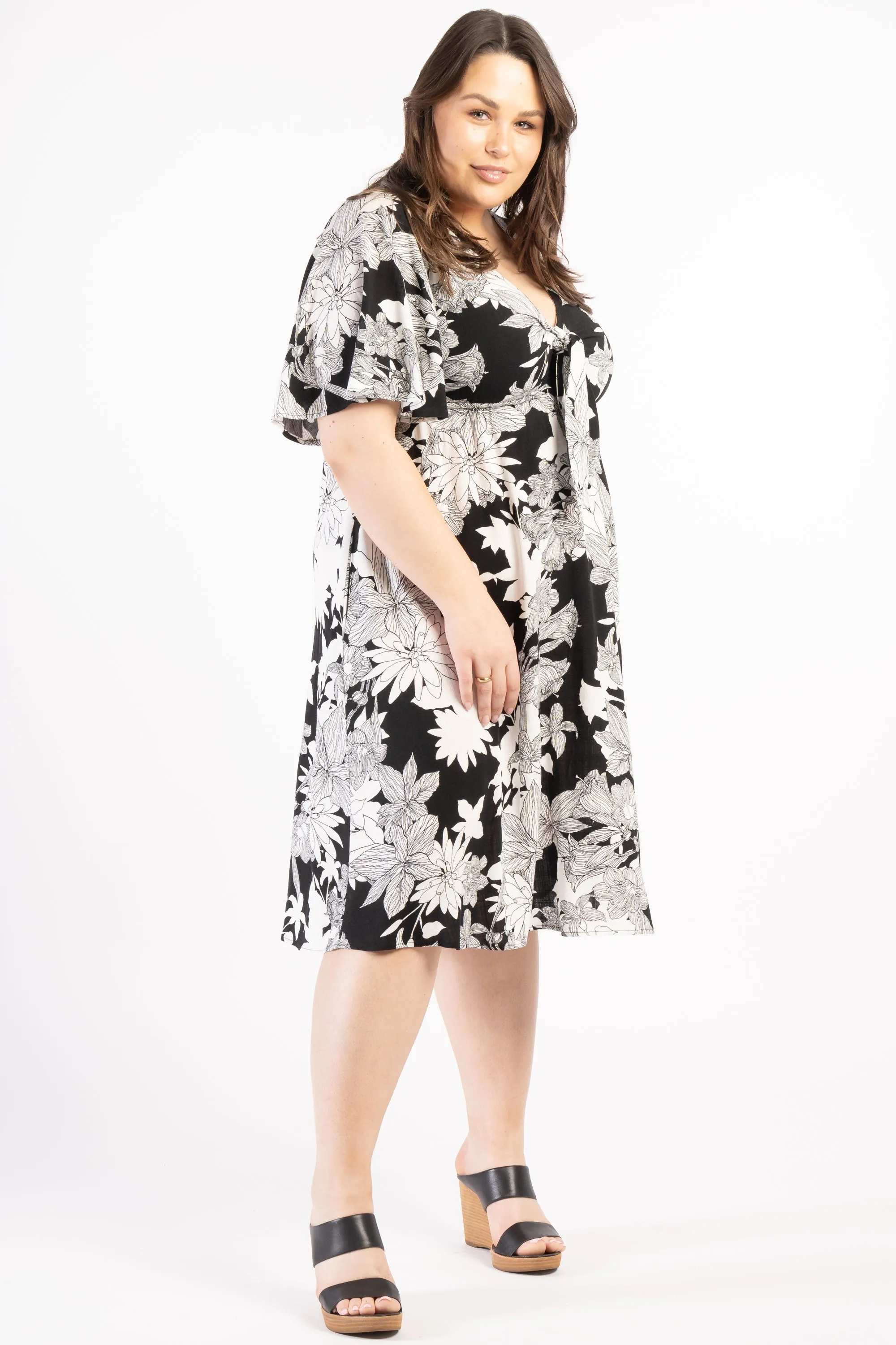 Feeling Good Dress - B&W Floral - STOCK AVAILABLE - XL (24/26)