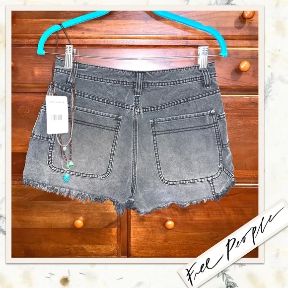 Free People Get Far Out Cutoff Shorts in Washed Black (Charcoal / Grey)