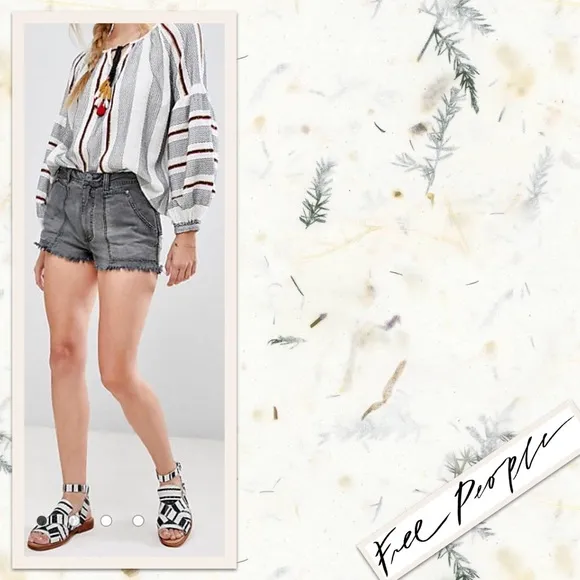Free People Get Far Out Cutoff Shorts in Washed Black (Charcoal / Grey)