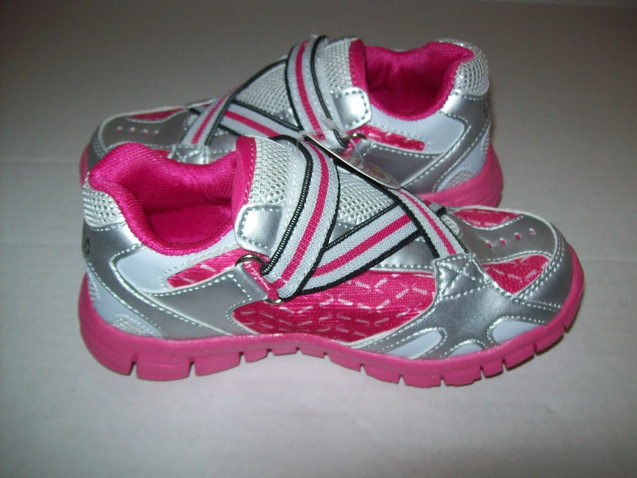Garfield Sneakers Silver and Pink