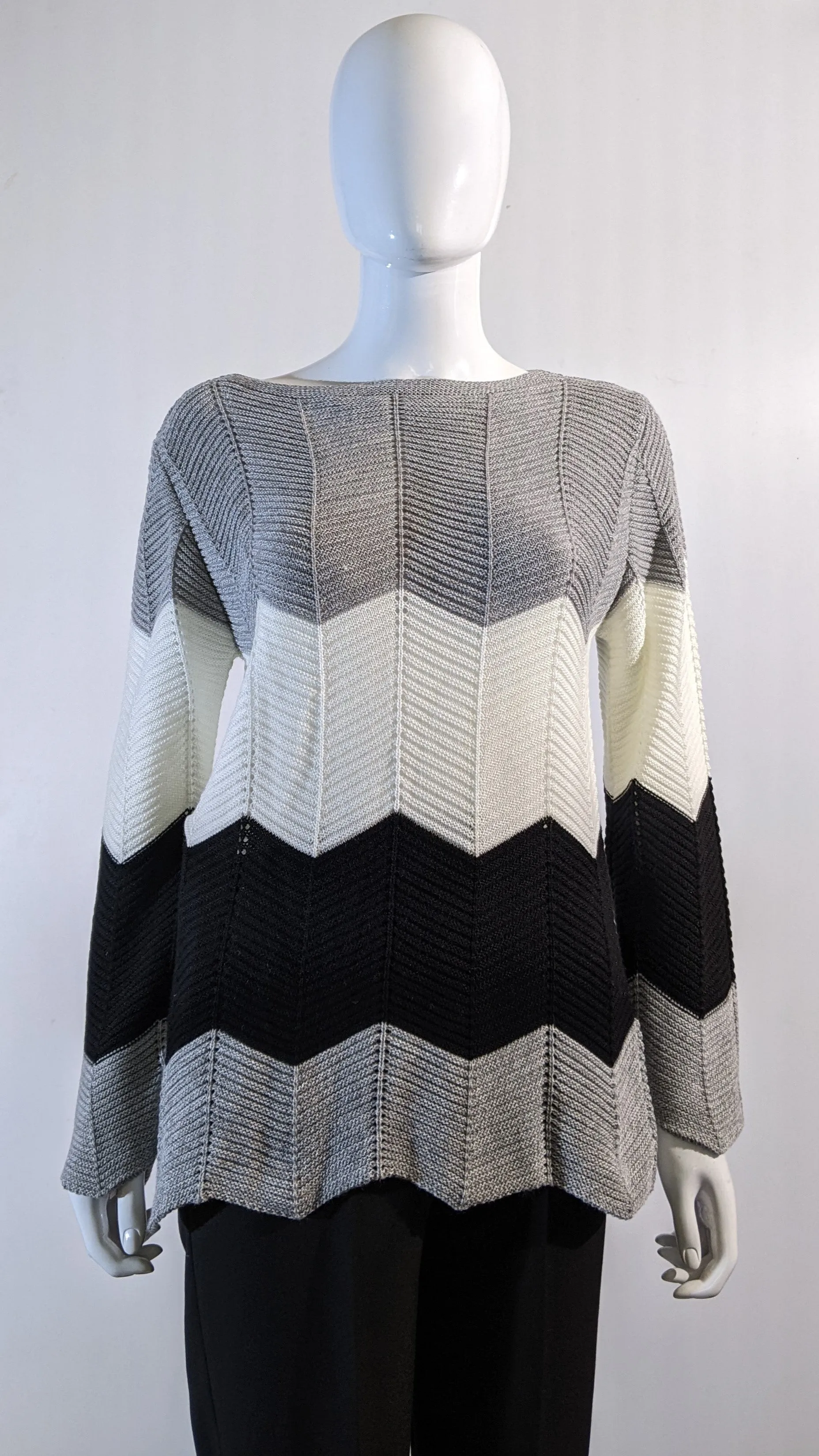 Grey Colour Block Design Knitted Jumper