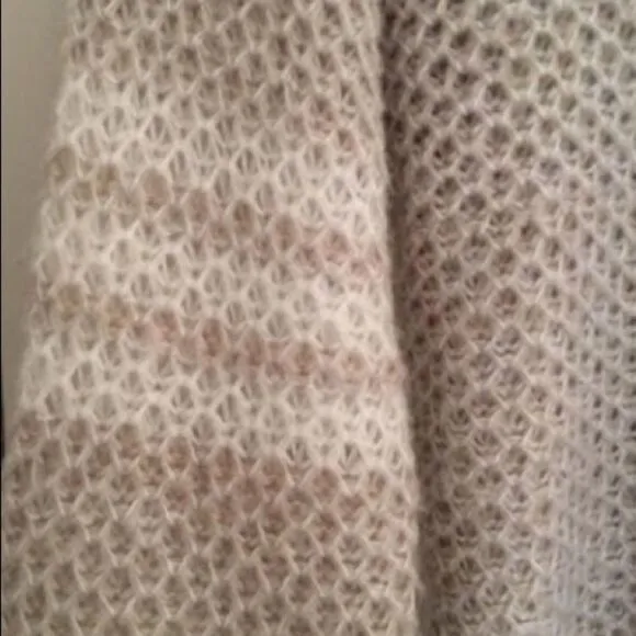 ✨Jessica Simpson Tan Knit Crewneck Chunky Sweater✨