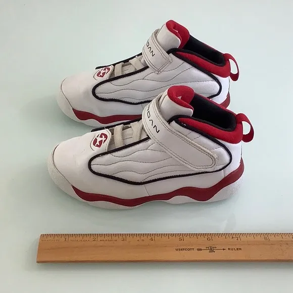 Jordan Pro Strong athletic sneakers size 10C toddler EUC