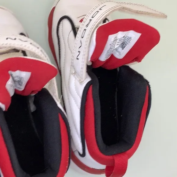 Jordan Pro Strong athletic sneakers size 10C toddler EUC