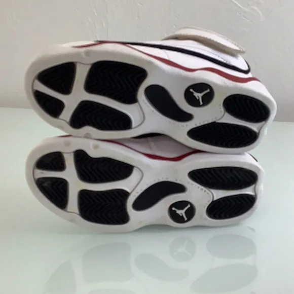 Jordan Pro Strong athletic sneakers size 10C toddler EUC