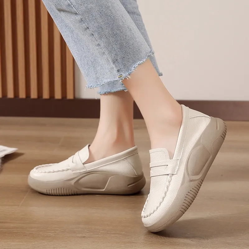 Karla™ Stride With Confidence