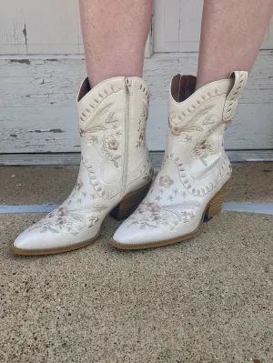 Let’s Go Girls Boots: Cream