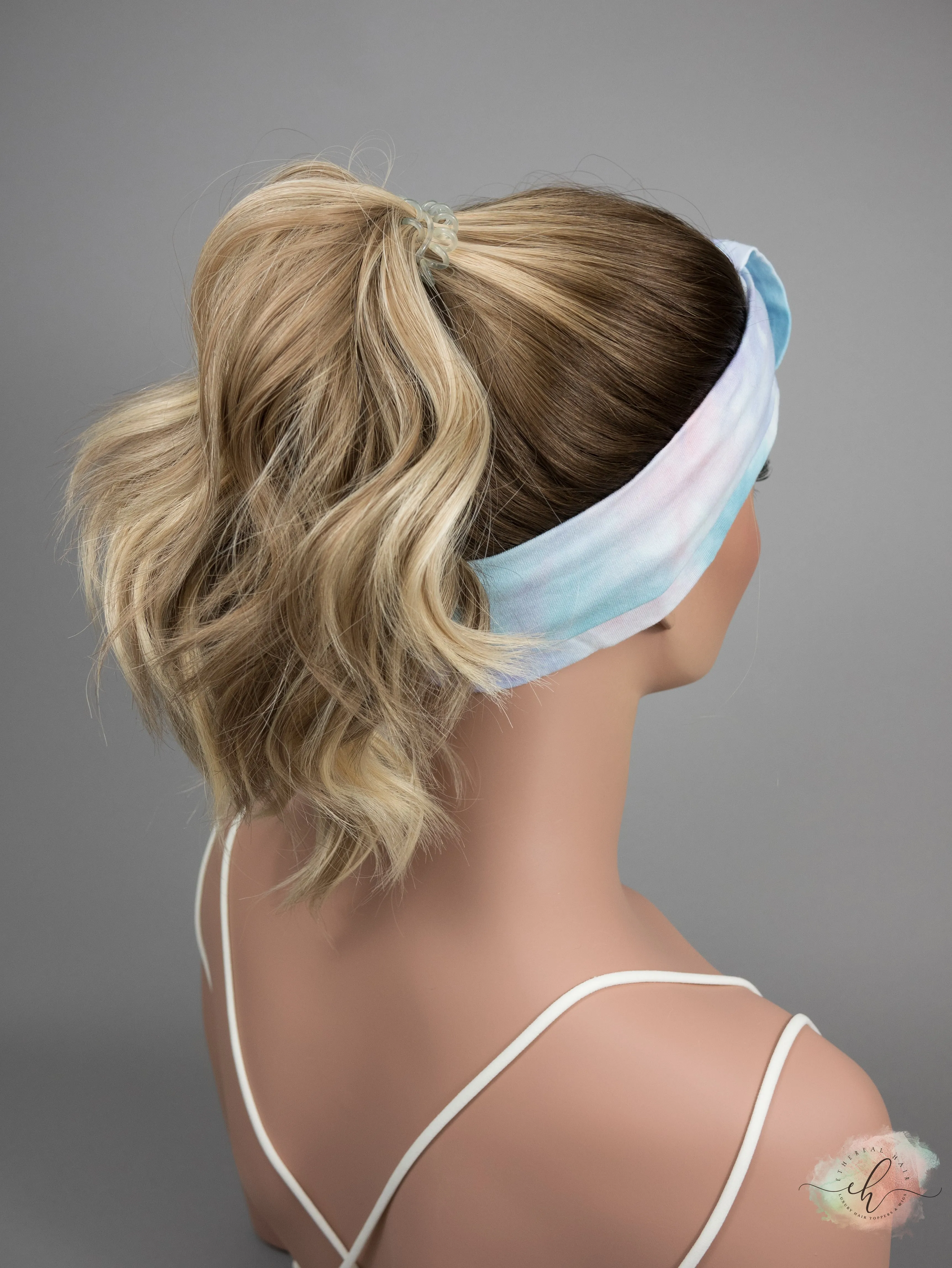 “LILITH" Premium Pony Wig: Sz. M, 21"
