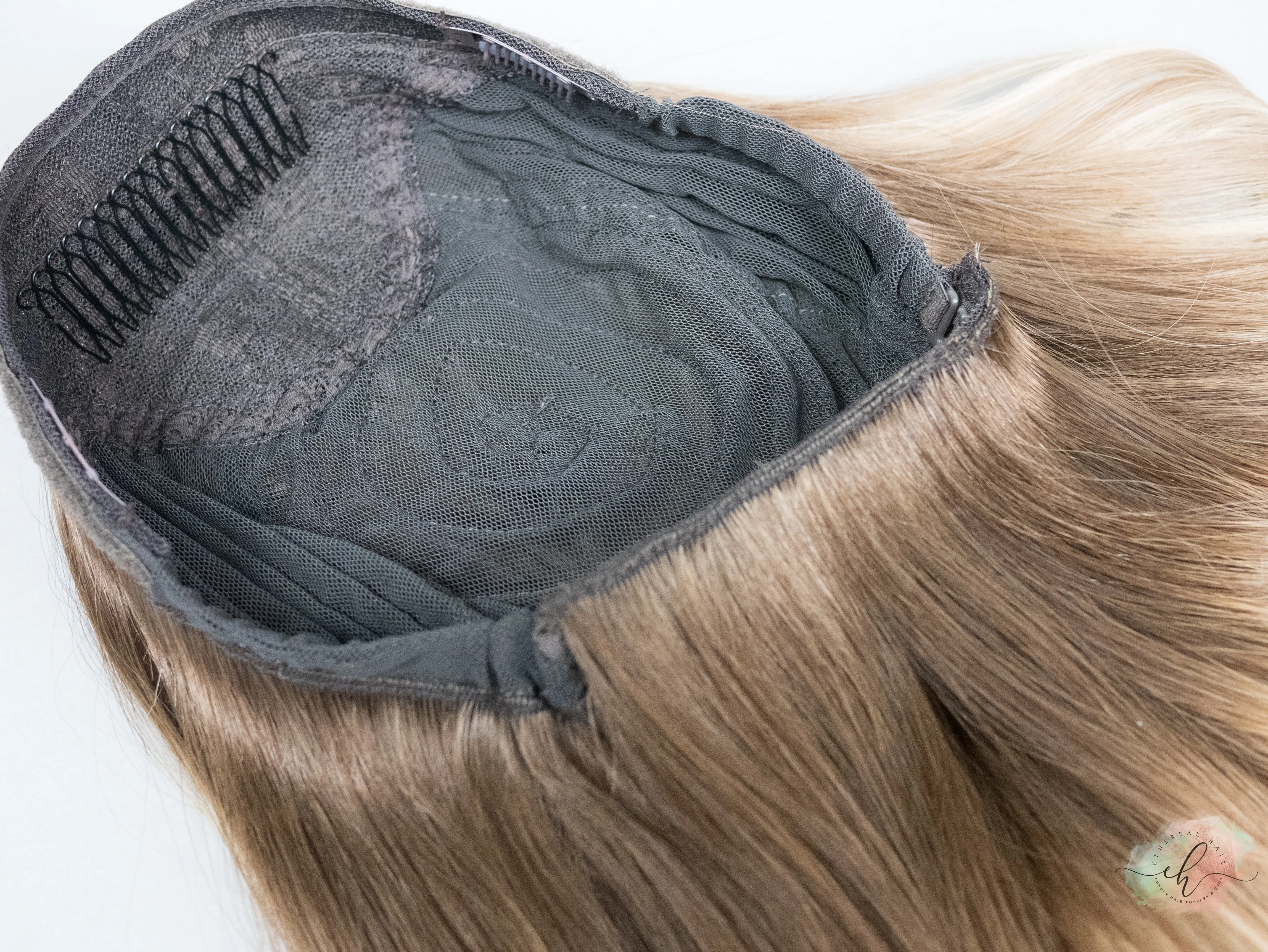 “LILITH" Premium Pony Wig: Sz. M, 21"