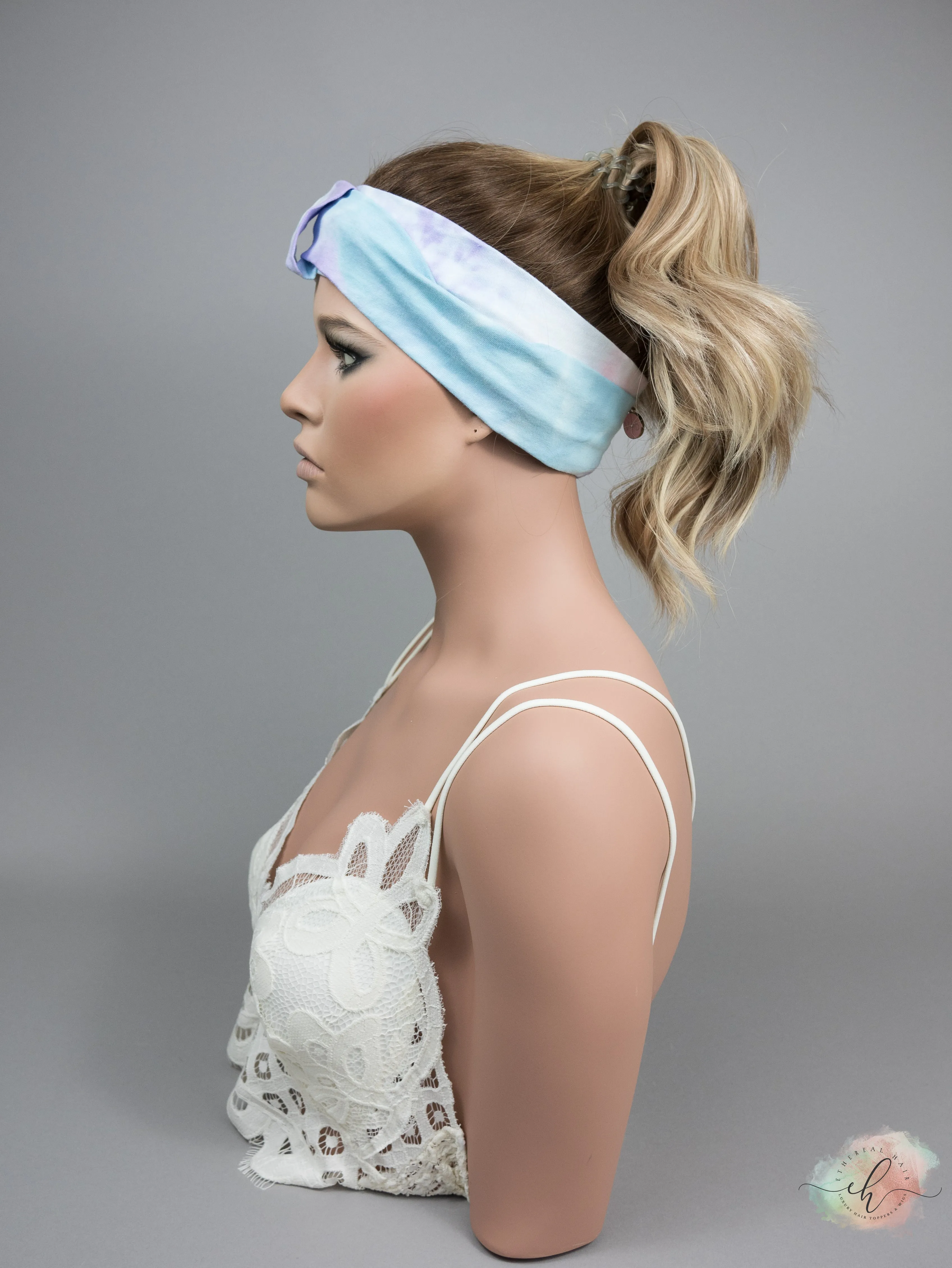 “LILITH" Premium Pony Wig: Sz. M, 21"