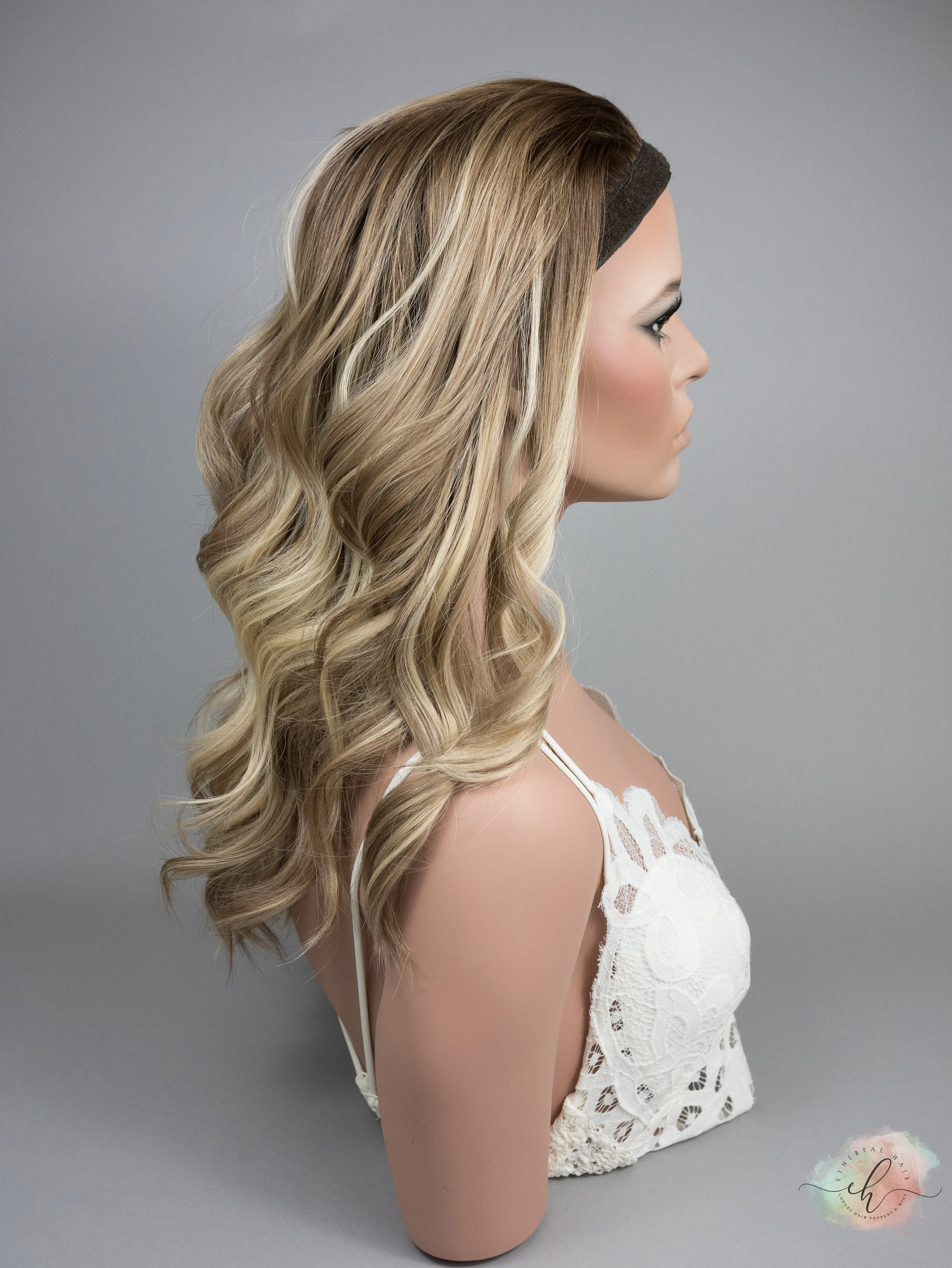 “LILITH" Premium Pony Wig: Sz. M, 21"
