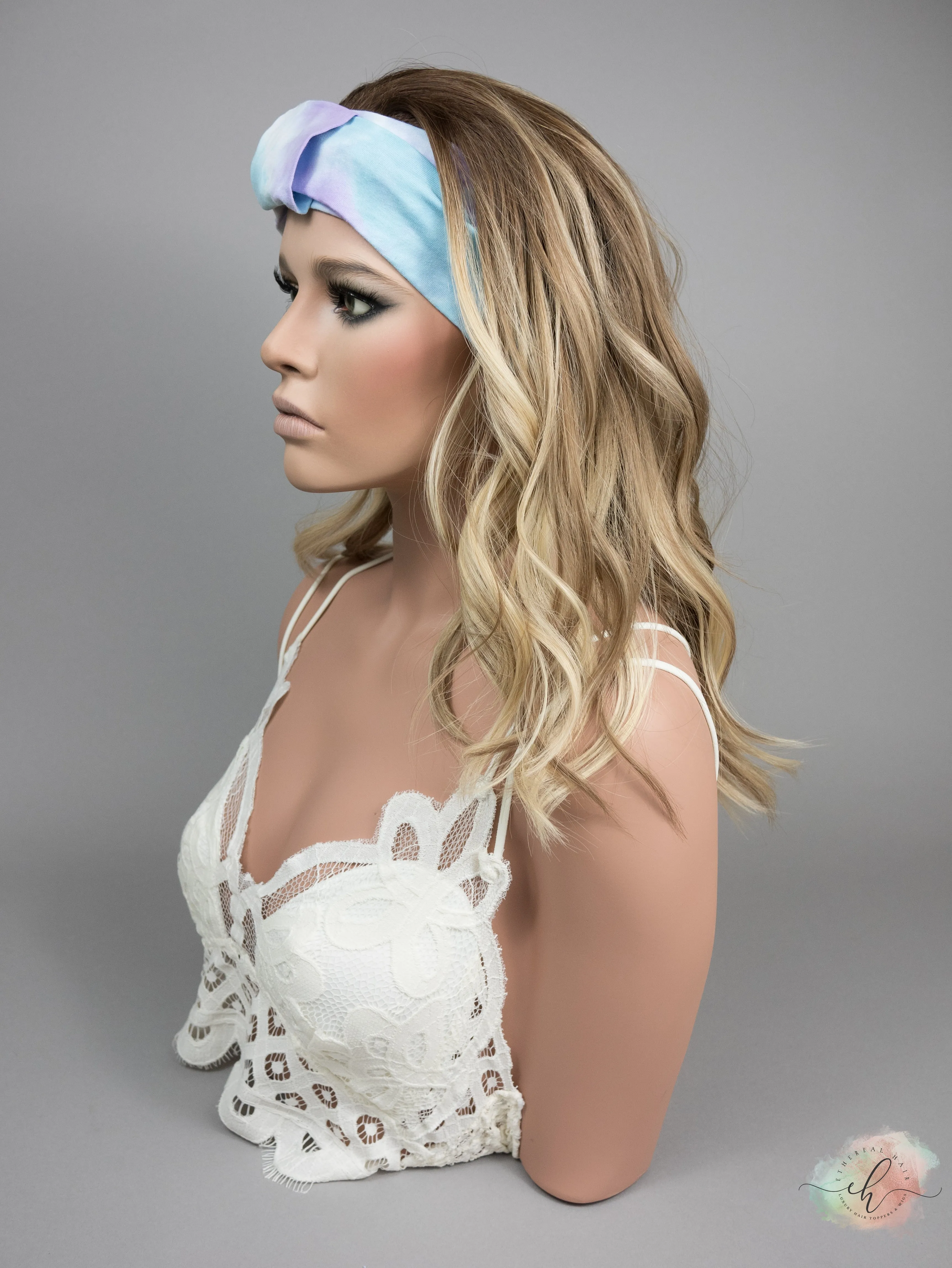 “LILITH" Premium Pony Wig: Sz. M, 21"