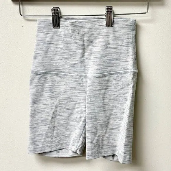 Lululemon Align Yoga Short 8&quot; Wee Are From Space Nimbus Battleship Women's US 2