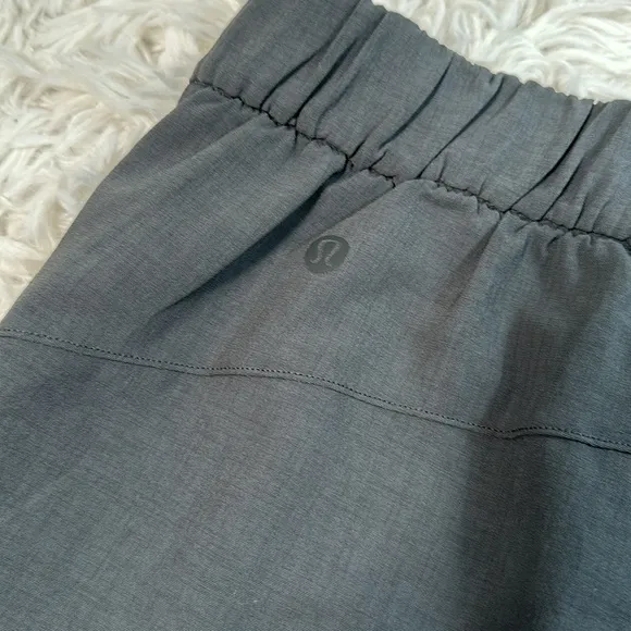 Lululemon Flat-Front Relaxed Short 4&quot; Graphite Grey