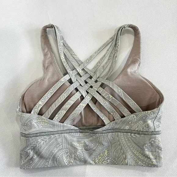 Lululemon Free To Be Moved Bra Size 4 Lilac Paisley Print Sporty Athletic