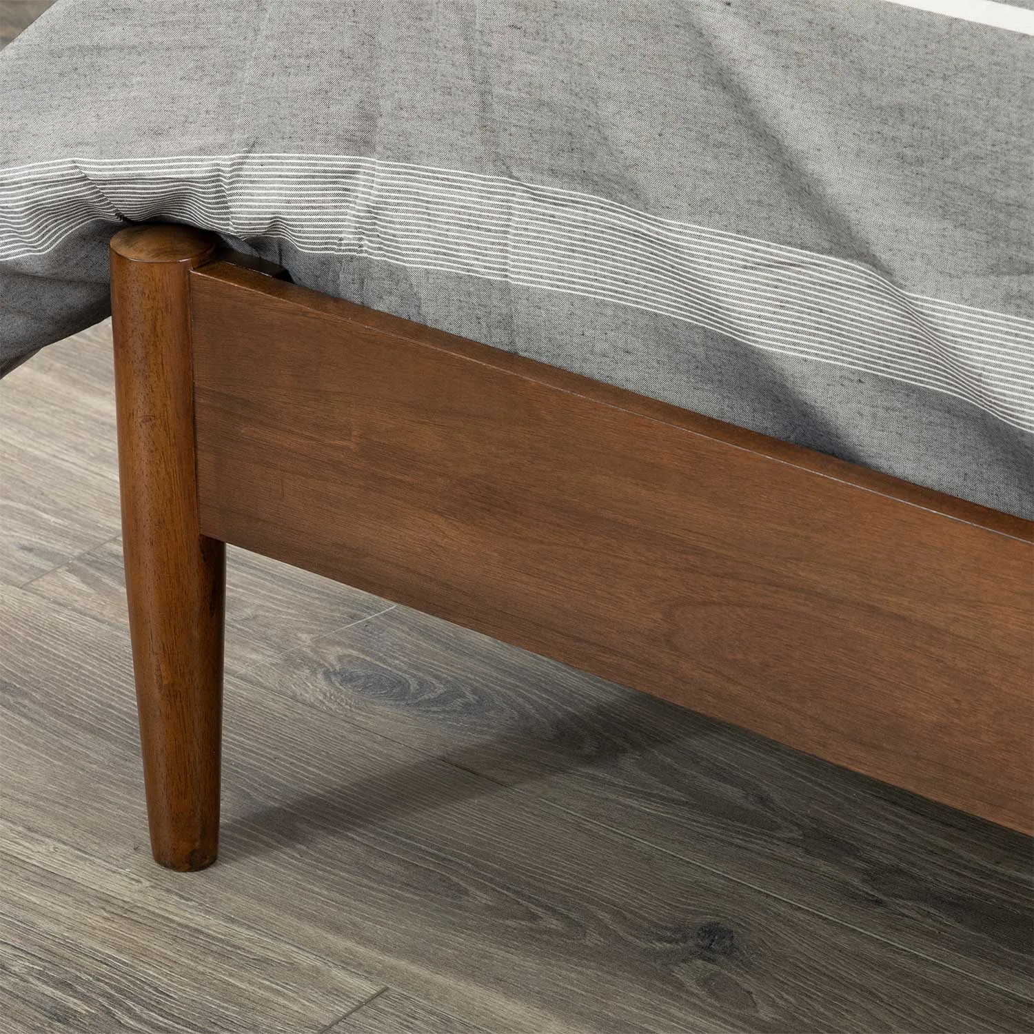 Mackenzie Bed