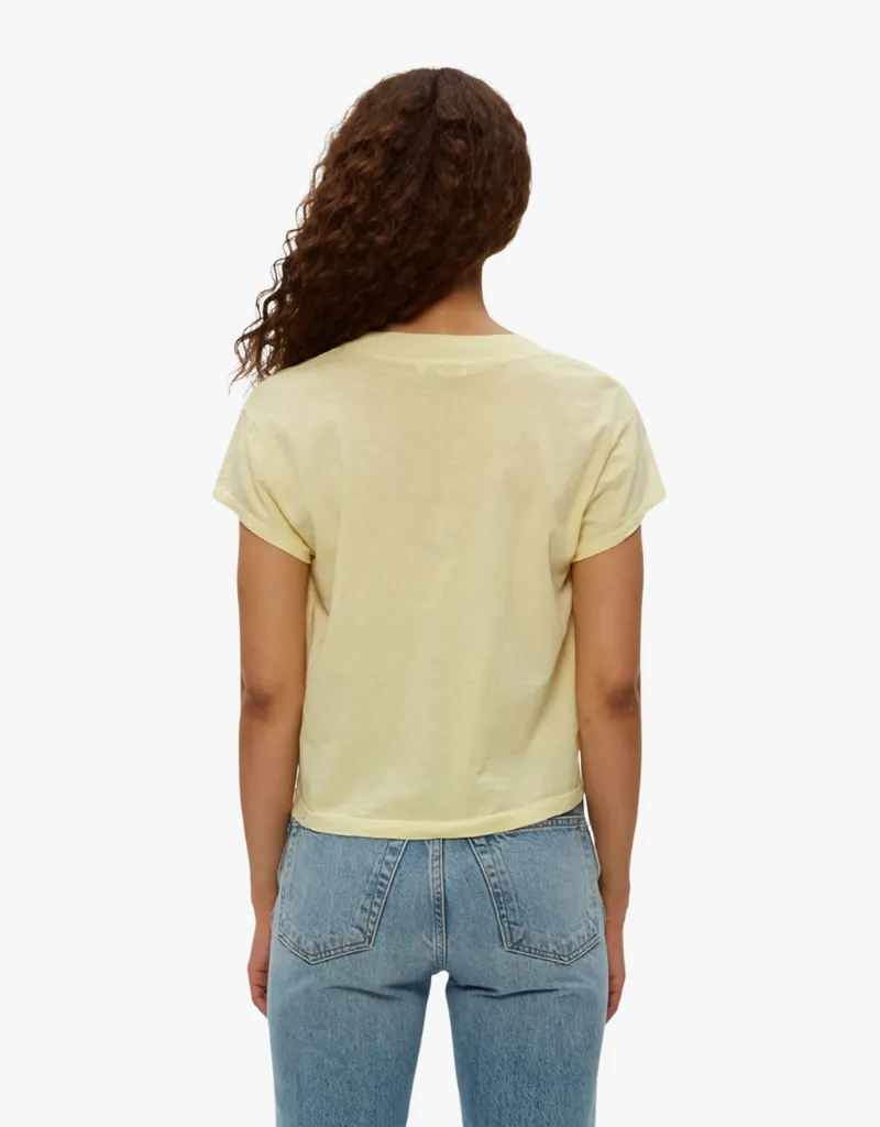 Michael Stars Harlan Cropped V-Neck Tee in Lemonade