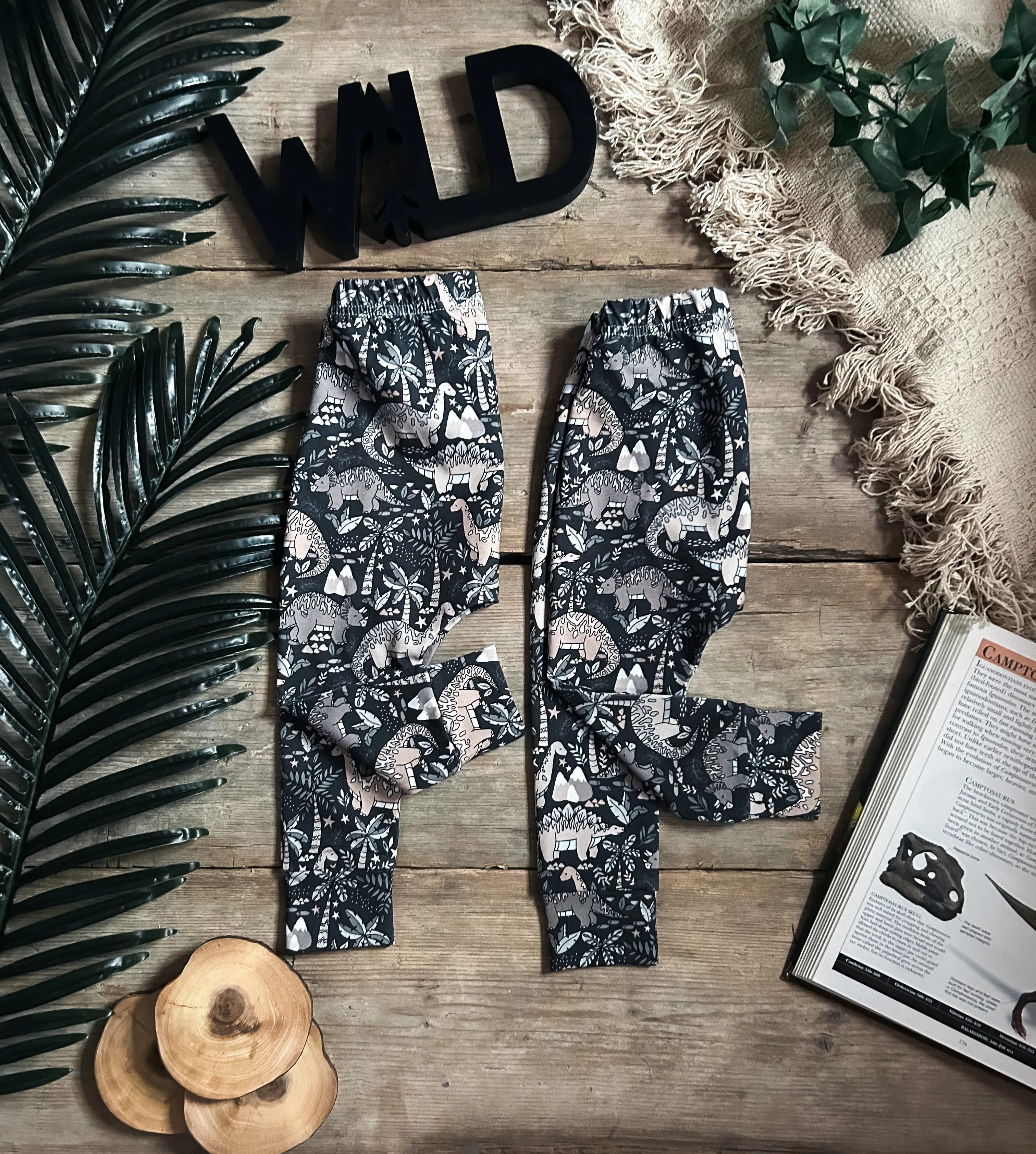 Mono Dino Slim Harems