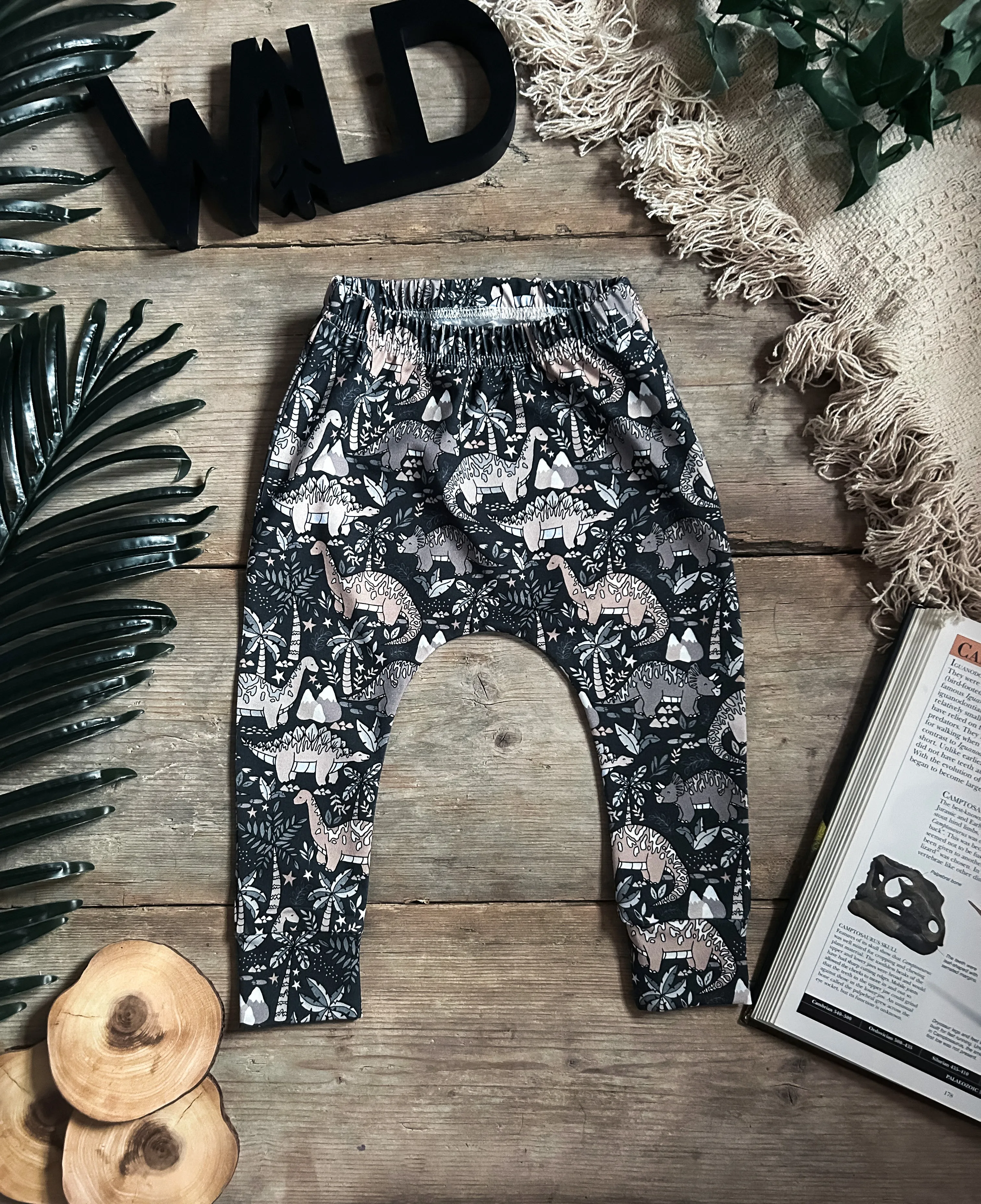 Mono Dino Slim Harems