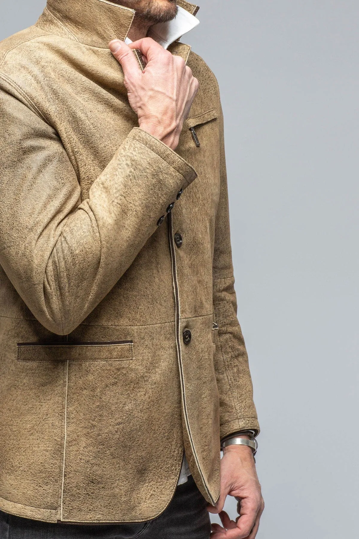 Mulholland Sport Jacket In Distressed Ice