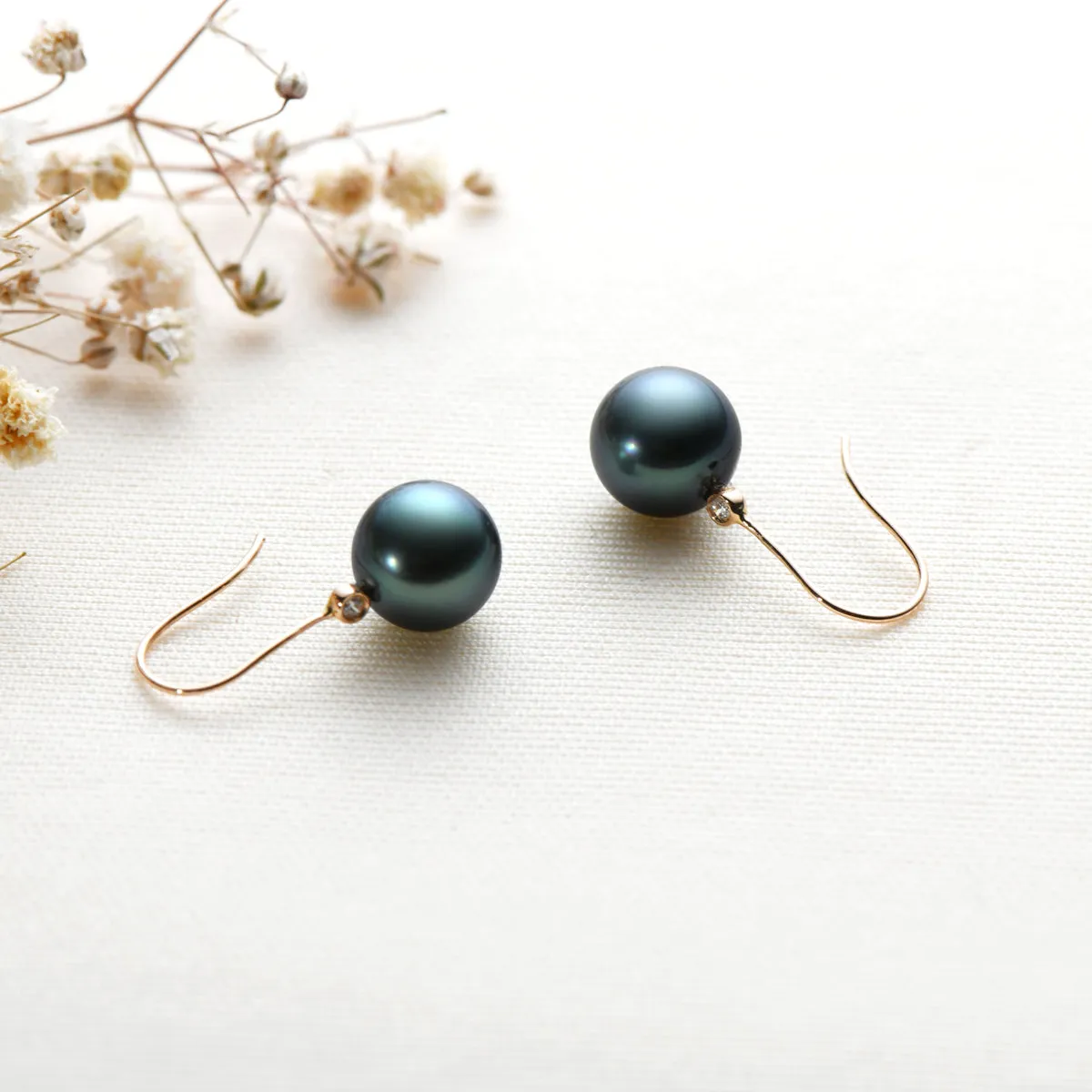 Natural Tahitian Black Pearl Diamond Hook Earrings