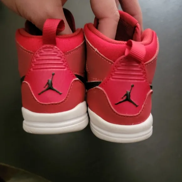 Nike Jordan Legacy 312Toro Toddler Sneakers