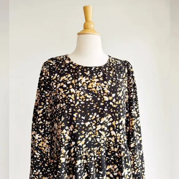 NWT EASEL | Black and Gold Floral Confetti Midi Dress | M