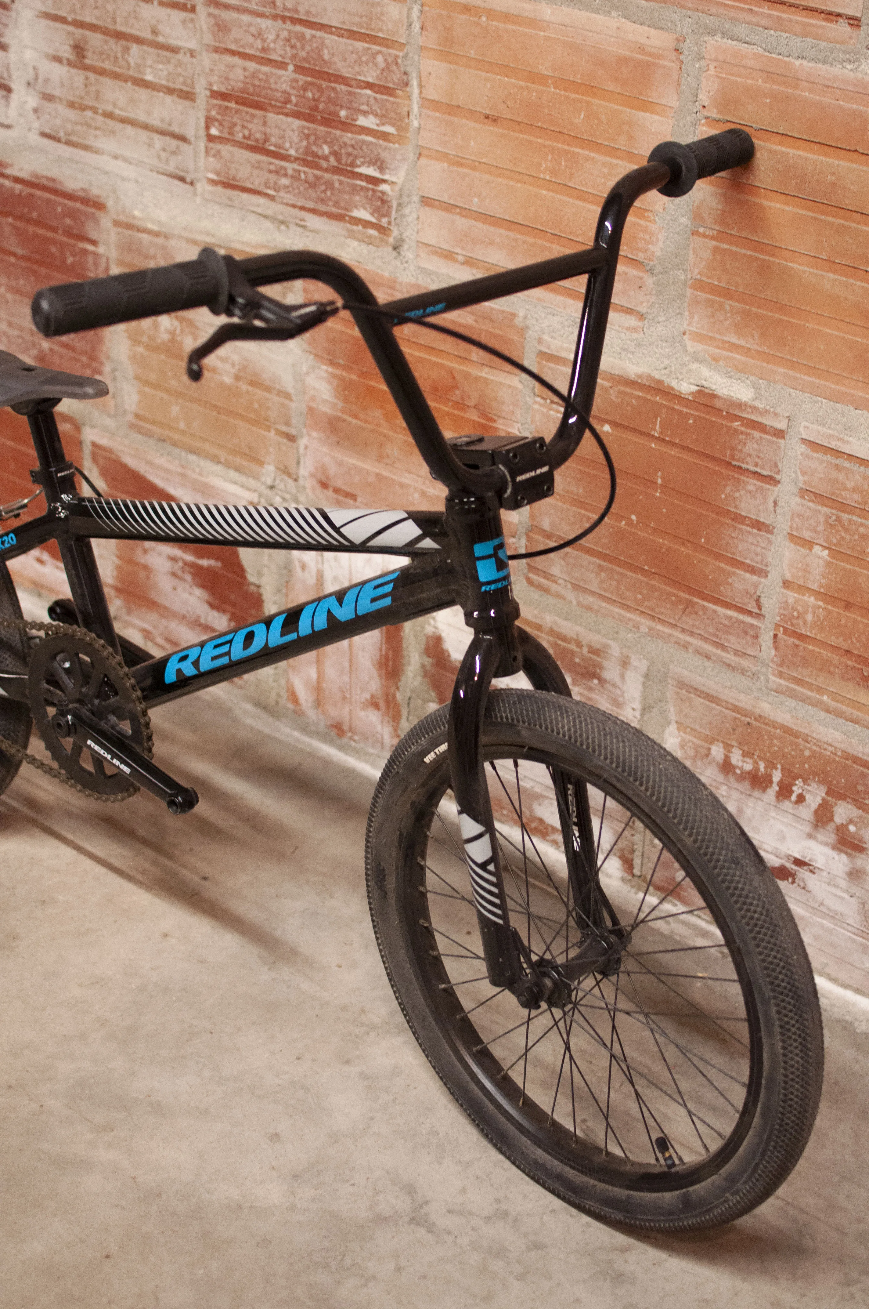 Redline MX 20 BMX Bike, Black, Blue, Grey