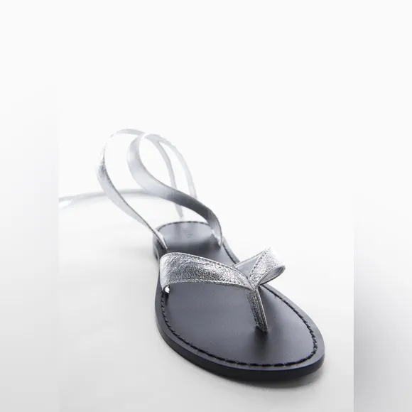 ✨SALE✨ Mango Criss-cross straps sandals ✨SALE✨