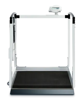 seca 685r - Class III high capacity digital wheelchair scale with handrail on both side, folding seat, BMI. RS232 interface - ideal for Renal Units