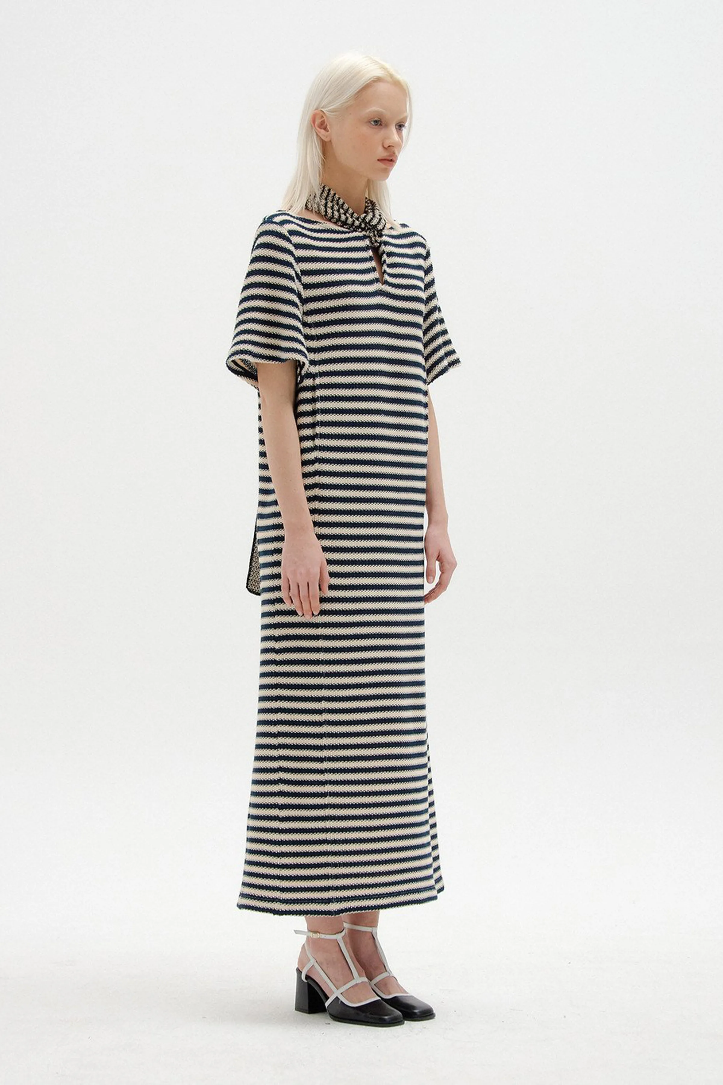 SICILIA SHORT SLEEVE TIE BACK DRESS