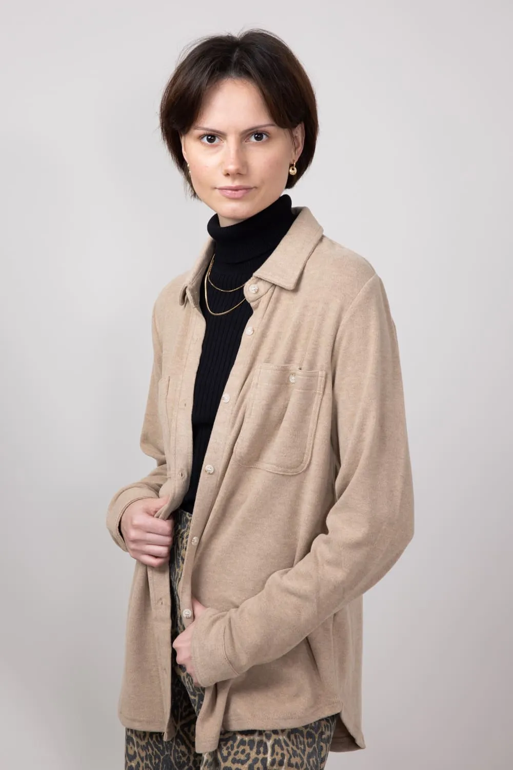 Thread & Supply Lewis Soft Luxe Button Up Shirt for Women in Warm Taupe | T1084PVXGK-WARMTAUPE