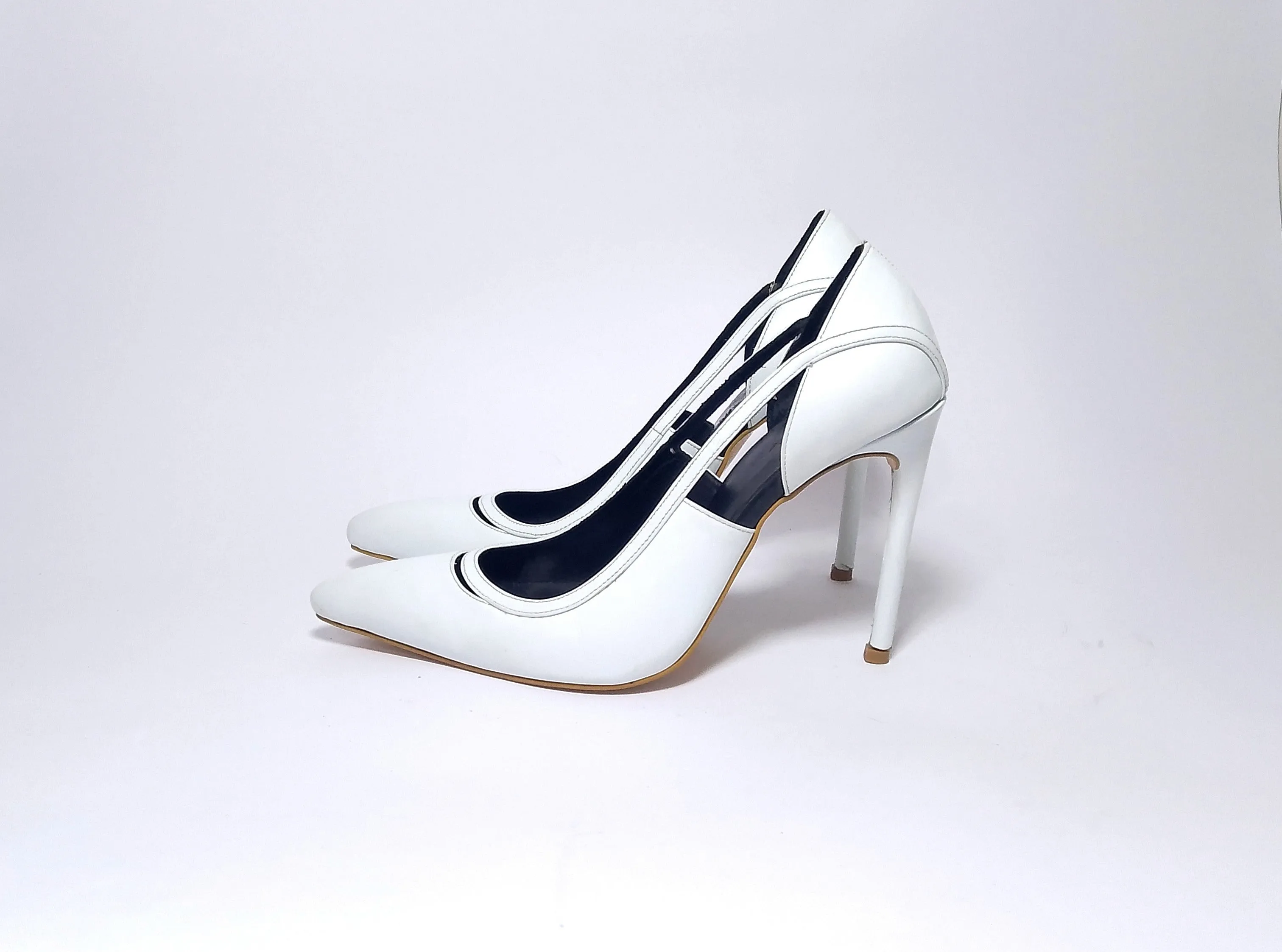 White Designer Pumps 11cm heels